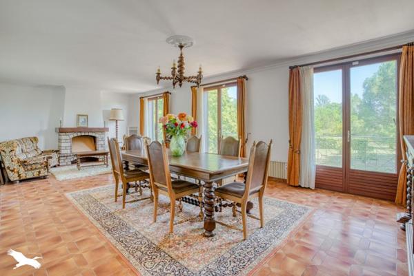 Maison 199 990 € Beaumont-de-Lomagne 5 p 175 m² DPE D