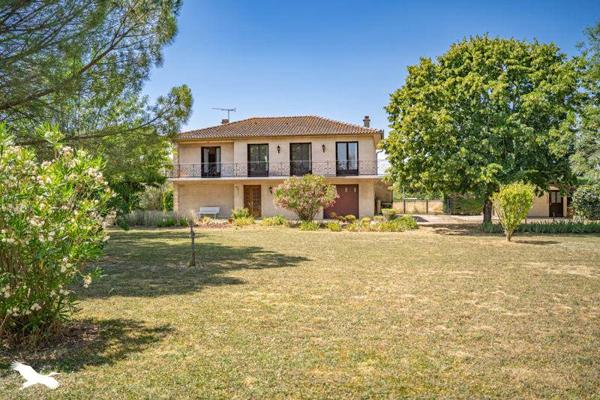 Maison 199 990 € Beaumont-de-Lomagne 5 p 175 m² DPE D