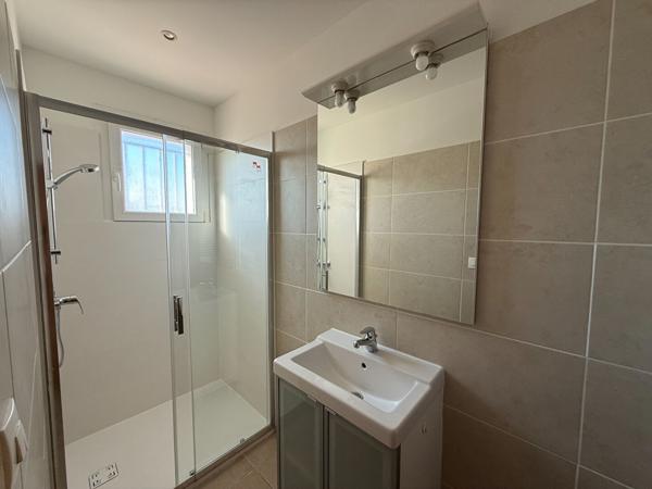 MAISON RENOVEE 4 CHAMBRES AVEC JARDIN ET GARAGE CARCASSONNE