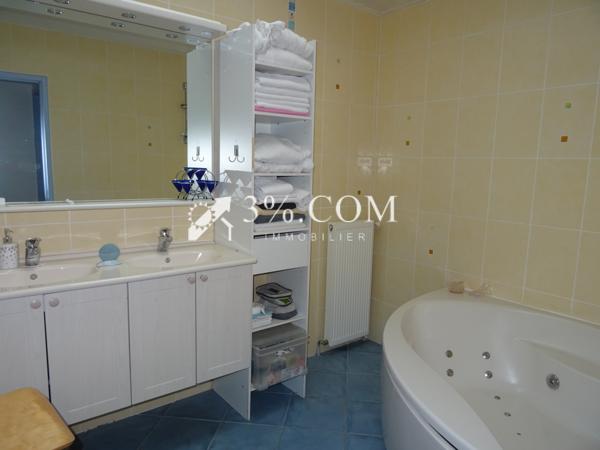 Maison 10 pièce(s) 7 chambre(s) 283 m²