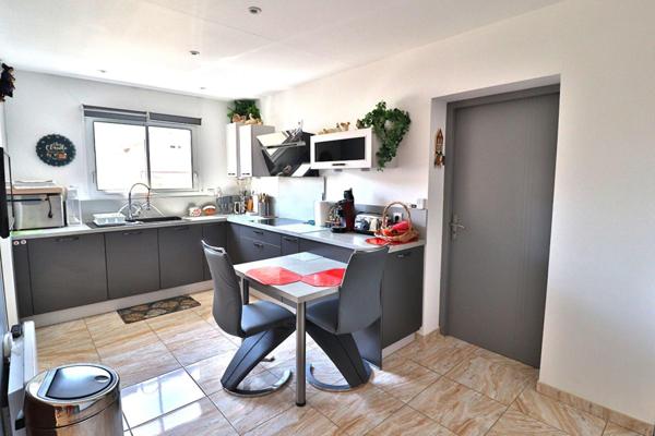 Villa Pia 4 pièce(s) 115 m2 sur un terrain de 363m²