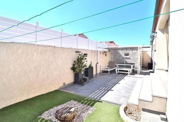 Villa Pia 4 pièce(s) 115 m2 sur un terrain de 363m²