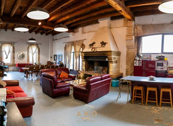 AIMARGUES - ANCIEN CHAI - T6 -  260 M2 - TERRAIN - 5 000 M2 - 780 000 