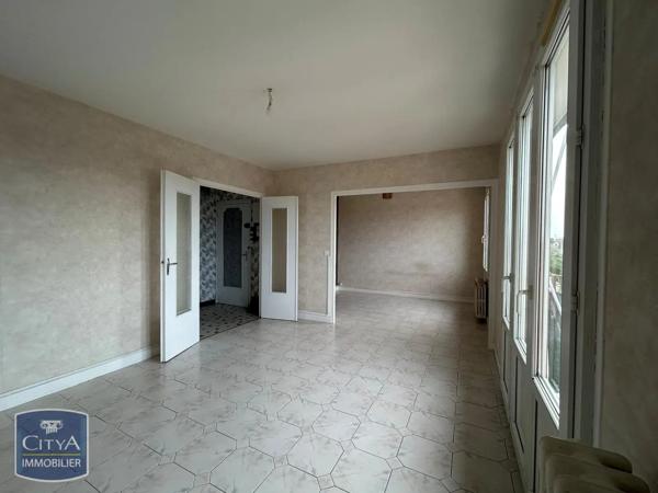 Appartement à vendre 4 pièces 67m² Varennes-Vauzelles (58640)