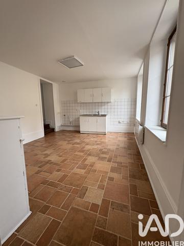 Location appartement 3 pièces 94 m² Vaucouleurs