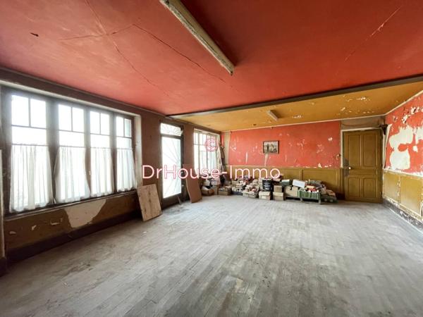 Immeuble à vendre 6 pièces de 300 m²