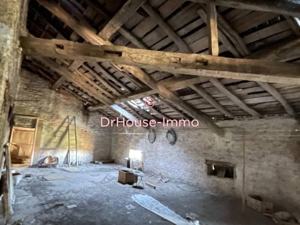 Immeuble à vendre 6 pièces de 300 m²