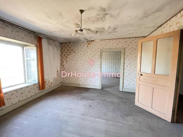 Immeuble à vendre 6 pièces de 300 m²