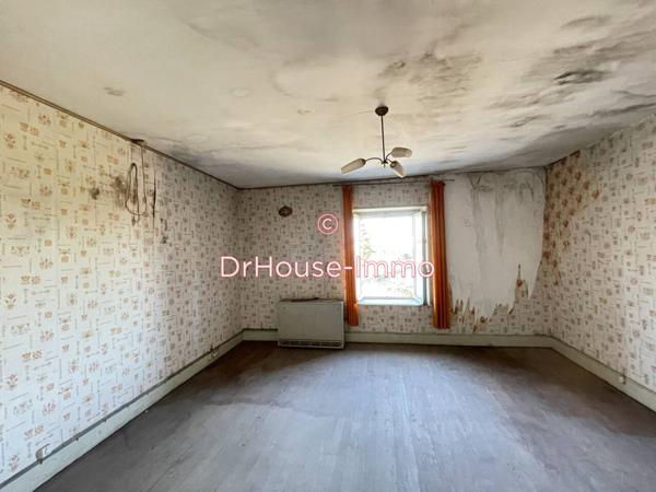 Immeuble à vendre 6 pièces de 300 m²