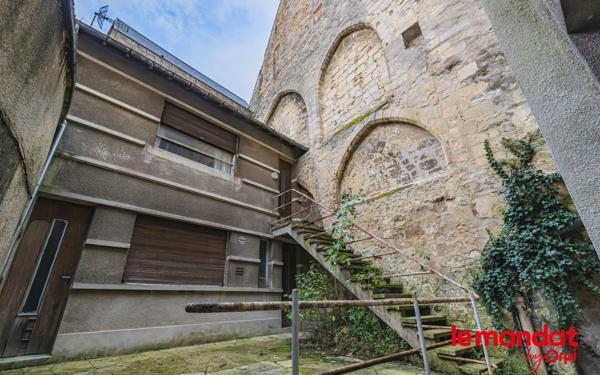 Immeuble à vendre    5 pièces •  Laon
