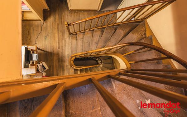 Immeuble à vendre    5 pièces •  Laon