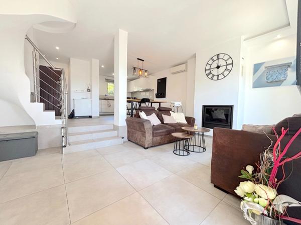 Maison à vendre 4 pièces MOUGINS (06)