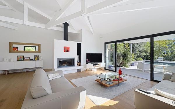 Maison à vendre    5 pièces • 186,08 m2 Anglet