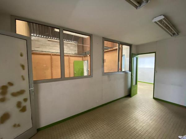 ENSEMBLE IMMOBILIER -  44680 SAINTE PAZANNE  - BUDGET 249 600  HAI