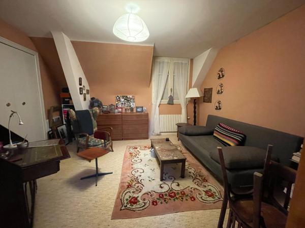 Maison à vendre 7 pièces PLOUNEVEZ QUINTIN (22)