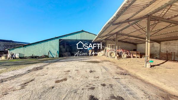 À Lézat-sur-Lèze – Longère avec dépendances sur 2 hectares, idéal pour un projet équestre