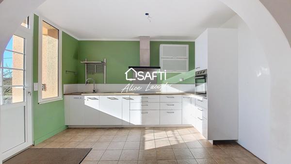 À Lézat-sur-Lèze – Longère avec dépendances sur 2 hectares, idéal pour un projet équestre