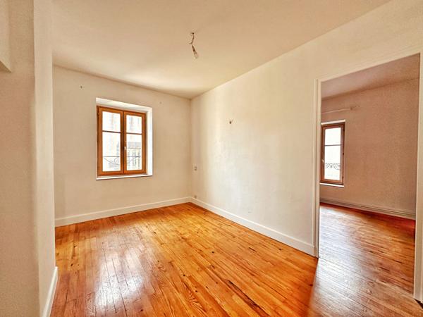 MONTFERRAND HISTORIQUE JOLIE MAISON VIGNERONNE 82m²