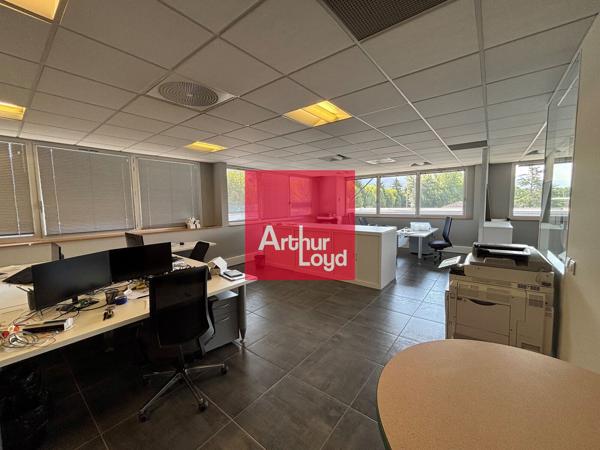 BUREAUX À LOUER - 142 M² - CENTR'ALP - MOIRANS