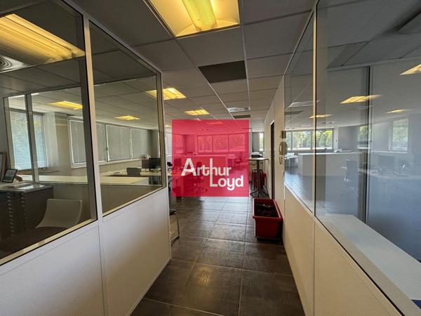 BUREAUX À LOUER - 142 M² - CENTR'ALP - MOIRANS