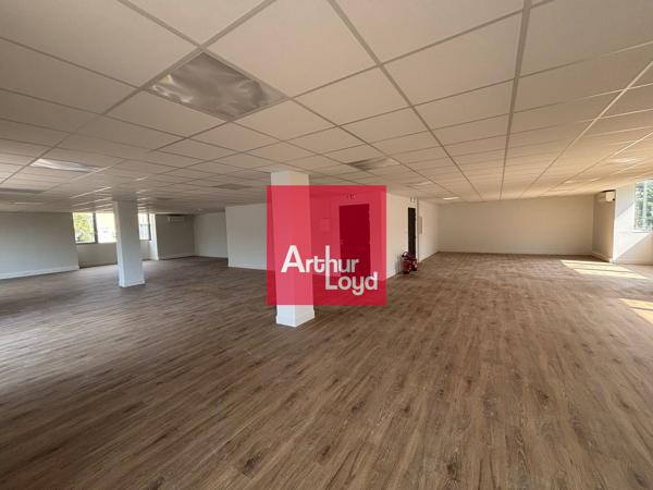 À louer - Bureaux rénovés de 204 m² - Secteur Mayencin