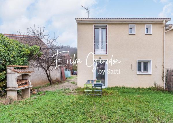 Maison avec jardin idéalement placée !