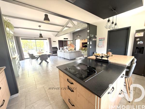Maison à vendre 7 pièces 171 m² Montamisé
