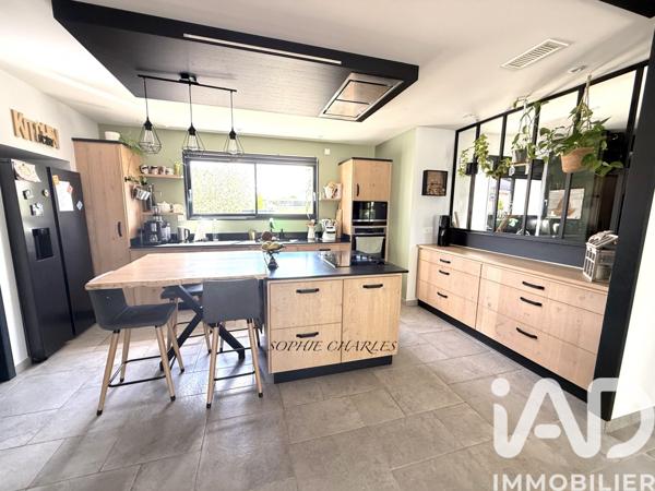 Maison à vendre 7 pièces 171 m² Montamisé
