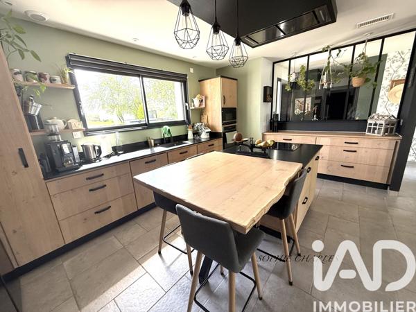 Maison à vendre 7 pièces 171 m² Montamisé