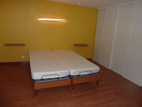 CONTREXEVILLE 8814O. Maison de plain-pied avec étage, 5 pièces