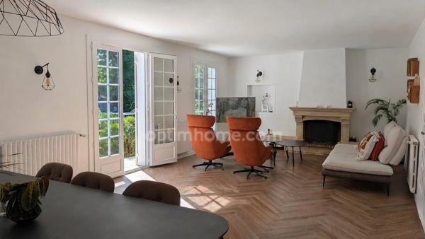 Propriété d'exception CESTAS REJOUIT 235 m2 6 chambres garage et piscine