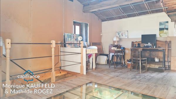 Maison à vendre 4 pièces OLLIERGUES (63) avec jardin, grange et cave