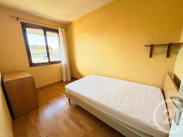 Maison à vendre  5 pièces - 80 m 2   VIRIAT  - 01