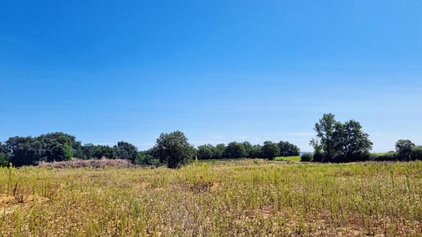 Terrain à batir de 604m²