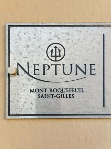 Saint-Gilles les Bains – T2 raffiné aux prestations soignées, varangue, jardin privatif et garage box