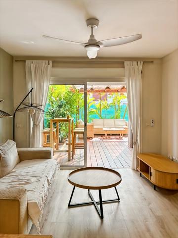 Saint-Gilles les Bains – T2 raffiné aux prestations soignées, varangue, jardin privatif et garage box