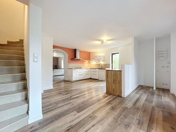 FAVERGES SEYTHENEX _ Belle maison de village 5 pièces de 158 m², à vendre