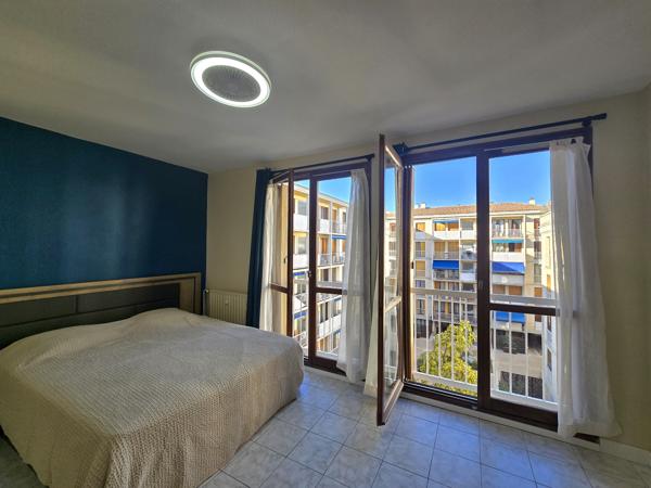 AVIGNON INTRA MUROS – APPARTEMENT T2 RÉNOVÉ EN 2026 – 4ème ÉTAGE AVEC ASCENSEUR – RÉSIDENCE THIERS