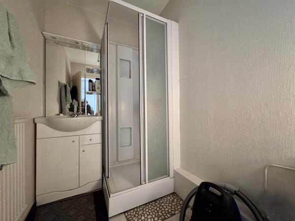 La Roche-sur-Yon (85000) Appt - T1 bis de 33 m2 avec cave et parking