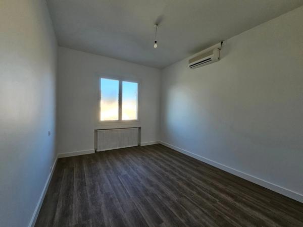 Maison avec 2 logements un au RDC et un à l'étage pour un ensemble de 240 m² ARVERT (17)