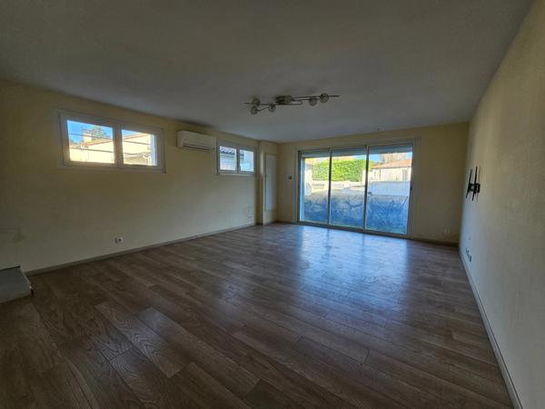 Maison avec 2 logements un au RDC et un à l'étage pour un ensemble de 240 m² ARVERT (17)