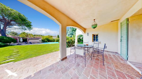 Maison à vendre 930 000 € Allauch 7 p 195 m² DPE C