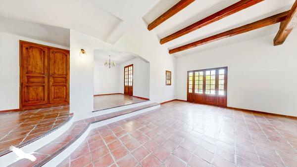 Maison à vendre 930 000 € Allauch 7 p 195 m² DPE C