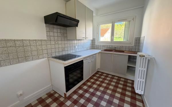 Appartement à louer    1 pièce • 32 m2 Pommeuse