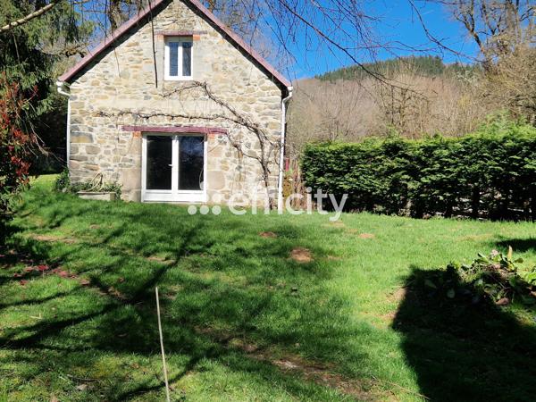 Maison
         6 pièces
        - 167 m²