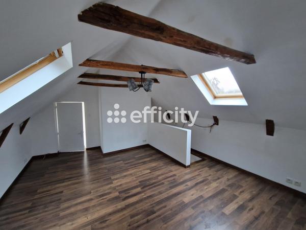 Maison
         6 pièces
        - 167 m²
