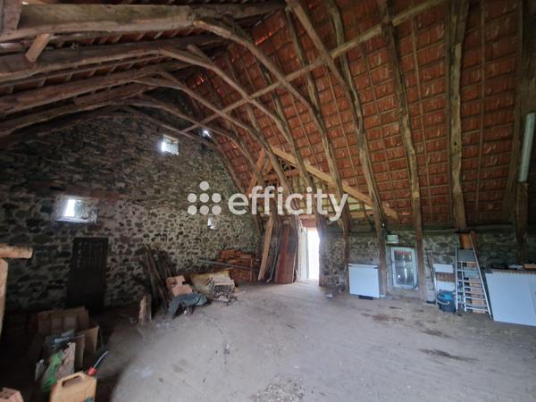 Maison
         6 pièces
        - 167 m²
