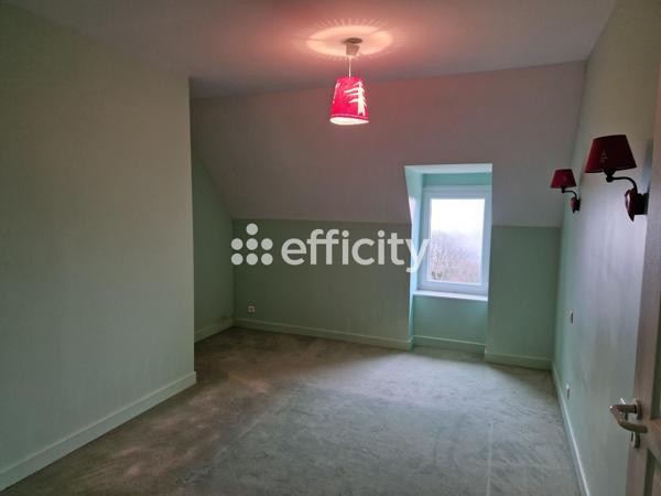 Maison
         6 pièces
        - 167 m²