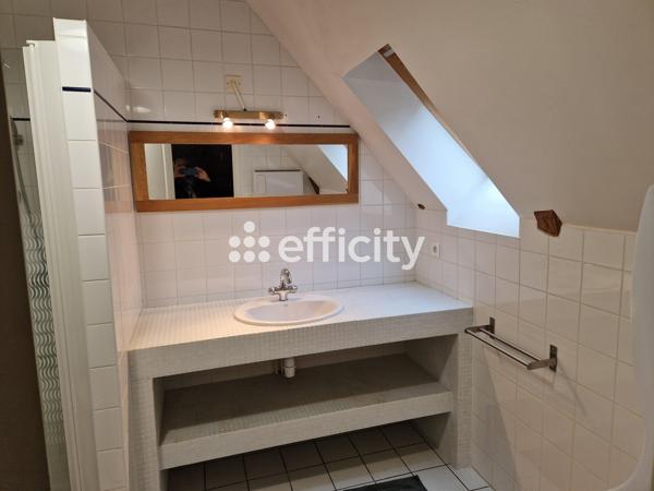 Maison
         6 pièces
        - 167 m²