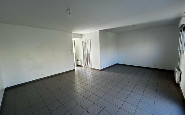 Maison à vendre    3 pièces • 77,33 m2 Pessac